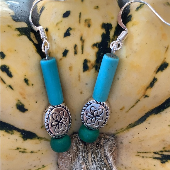 Magnesite Earrings. - Picture 2 of 2